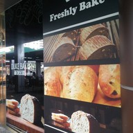 หน้าร้าน Duke Bakery @United SQUARE