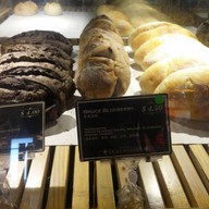 หน้าร้าน Duke Bakery @United SQUARE