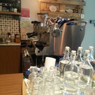 บรรยากาศ The Clueless Goat