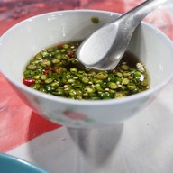 เมนูของร้าน ขาวผัดไทย