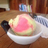 เมนูของร้าน Johoney