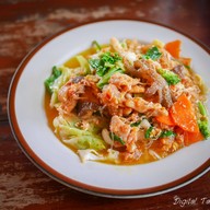 เมนูของร้าน สุกี้สากเหล็ก "เจ๊แต๋ว"