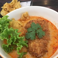 เมนูของร้าน ก๋วยเตี๋ยวหลุดโลก พิษณุโลก