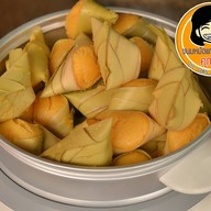 เมนูของร้าน ขนมหม้อแกงเมืองเพชร คุณนุช MRT สุทธิสาร Ent 3