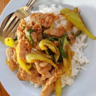 เมนูของร้าน ก๋วยจั๋บหลายชาติ