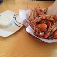 เมนูของร้าน ผ่องพรรณกุ้งเผา ตลาดกลางอยุธยา