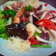 เมนูของร้าน เตี๋ยวนิยม อ่างทอง