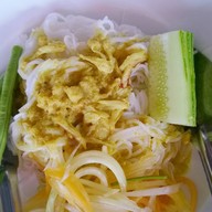 เมนูของร้าน ขนมจีนแม่ยาย เส้นสดน้ำแกงปูม้า