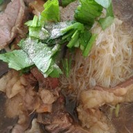 เตี๋ยวก๋างข่วง สันกำแพง