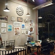 บรรยากาศ ດອນໂຊກດີ