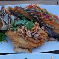 เมนูของร้าน Serene Phla Restaurant สิรินพลา