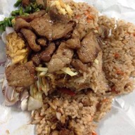 เมนูของร้าน กุ๊กปุ๋ย อาหารตามสั่ง