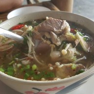 เมนูของร้าน ชวนชิมลาบเป็ด