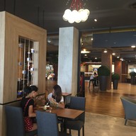 Coffee World The Street รัชดา