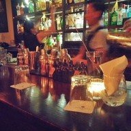 บรรยากาศ Jigger And Pony Amoy Street