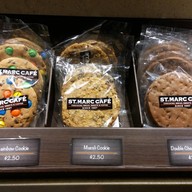 บรรยากาศ St. Marc Café Raffles City