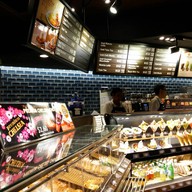 บรรยากาศ St. Marc Café Raffles City