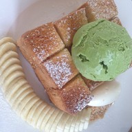 เมนูของร้าน เด็กอ้วน สตรีทฟู้ด ช่วงเวลากิน ไม่จำเจ นนทบุรี