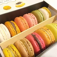 Dhara Dhevi Macaron เซ็นทรัล ลาดพร้าว