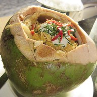 เมนูของร้าน สุภัทรา บาย เดอะ ซี