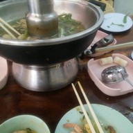 สุกี้แคนแคน