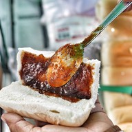 เมนูของร้าน ขนมปังปิ้ง หลังโรงเรียนโรจนวิทย์