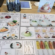 SIMPLE DAY GELATO & CHOCOLATE เดอะบล๊อค ราชพฤกษ์