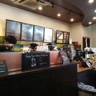 บรรยากาศ Starbucks The Fullerton Waterboat House