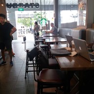 บรรยากาศ Starbucks The Fullerton Waterboat House