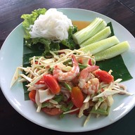 ร้านอาหารบ้านป้านอม บ้านค่าย