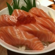 Maki Maki Sushi Bar & Bistro No.88 Thonglor Soi 5