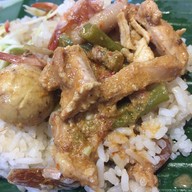 เมนูของร้าน ข้าวมันแกงไก่ ตลาดกิมหยง