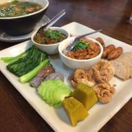 เมนูของร้าน คุ้มเวียงยอง