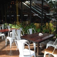 iberry Cafe ดิ อเวนิว รัชโยธิน