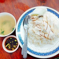 เมนูของร้าน ข้าวมันไก่ปาดังร์