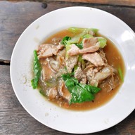 เมนูของร้าน ก๋วยเตี๋ยวโบราณ ป้าลั้ง วังกรด