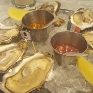 เมนูของร้าน Belon Oyster Bar เอ็มควอเทียร์