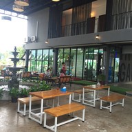 บรรยากาศ In The Garden