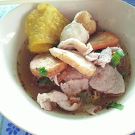 เมนูของร้าน เจ๊ษาชักธง