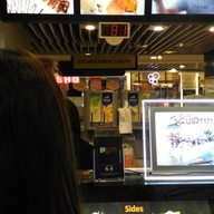 หน้าร้าน Uyi Savoury Squids Bugis Junction