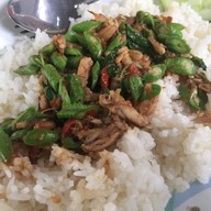 ร้านลุงดำข้าวผัดปู เมืองทอง