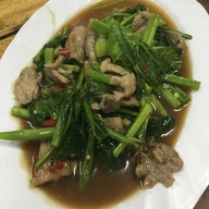 เมนูของร้าน ครัวรุ่งโรจน์ ปูไข่ดอง กุ้งดองน้ำปลากวน