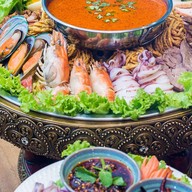 เมนูของร้าน ข้าวซอยอินทนนท์ กาดฝรั่ง