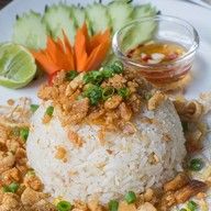 Le Chalet Food And Beverage