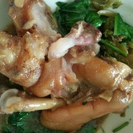 ป้าแข-ข้าวขาหมู