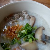 เมนูของร้าน เขาค้อสวิส