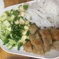 เมนูของร้าน แหนมเนืองคุณอ้อ อุดมสุข