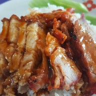 เมนูของร้าน เจ๊เล็กข้าวมันไก่