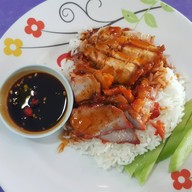 เมนูของร้าน เจ๊เล็กข้าวมันไก่