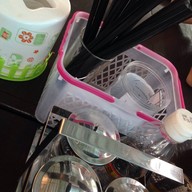 หยิบยำ อาคารมาลีนนท์